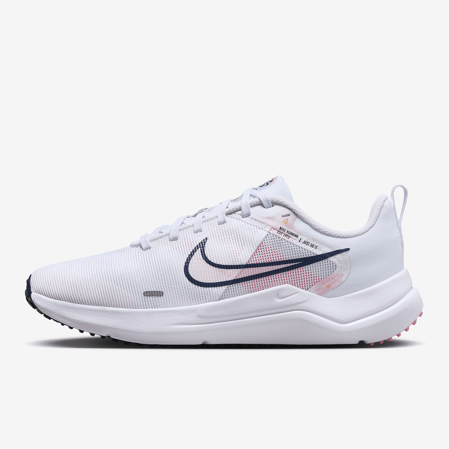 حذاء رياضي نسائي جديد من نايكي - مراجعة Women Shoes Running Nike وسعره