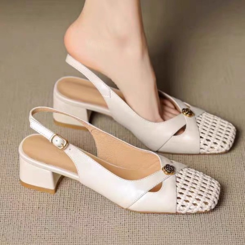 صندل نسائي بمقدمة مغلقة على ال - مراجعة Mule Slip On وسعره