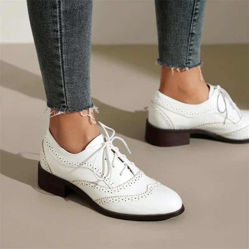 الشقق البريطانية النساء أوكسفو - مراجعة Oxford Lace Up Women وسعره